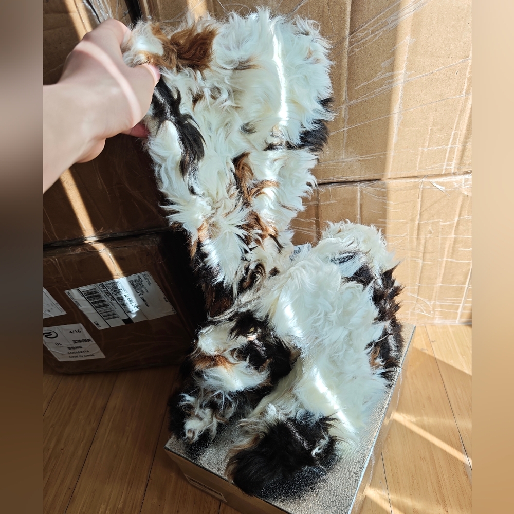 Faux Fur Scarf in Black and White